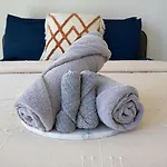 Stylish 2-Bedroom Apt In Charlotte With Free Parking