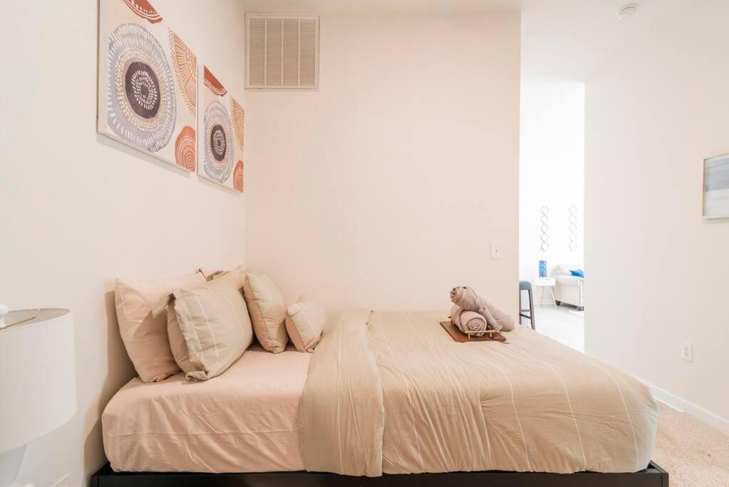 Stylish 2-bedroom In With Free Parking Apartment Charlotte
