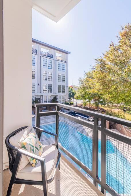 Stylish 2-bedroom In With Free Parking *