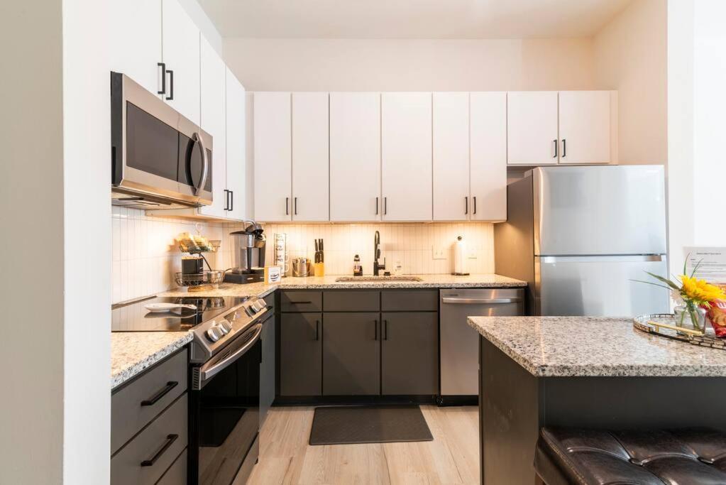 Stylish 2-bedroom In With Free Parking Charlotte
