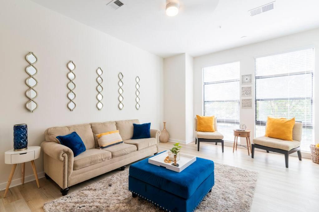 Stylish 2-bedroom In With Free Parking * Charlotte