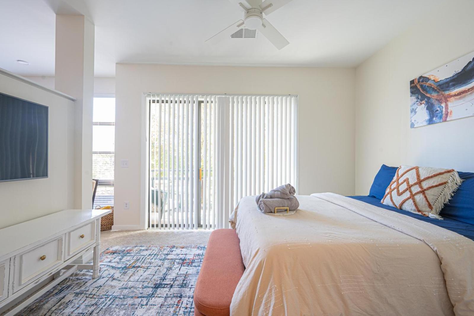 Apartment Stylish 2-bedroom In With Free Parking Charlotte